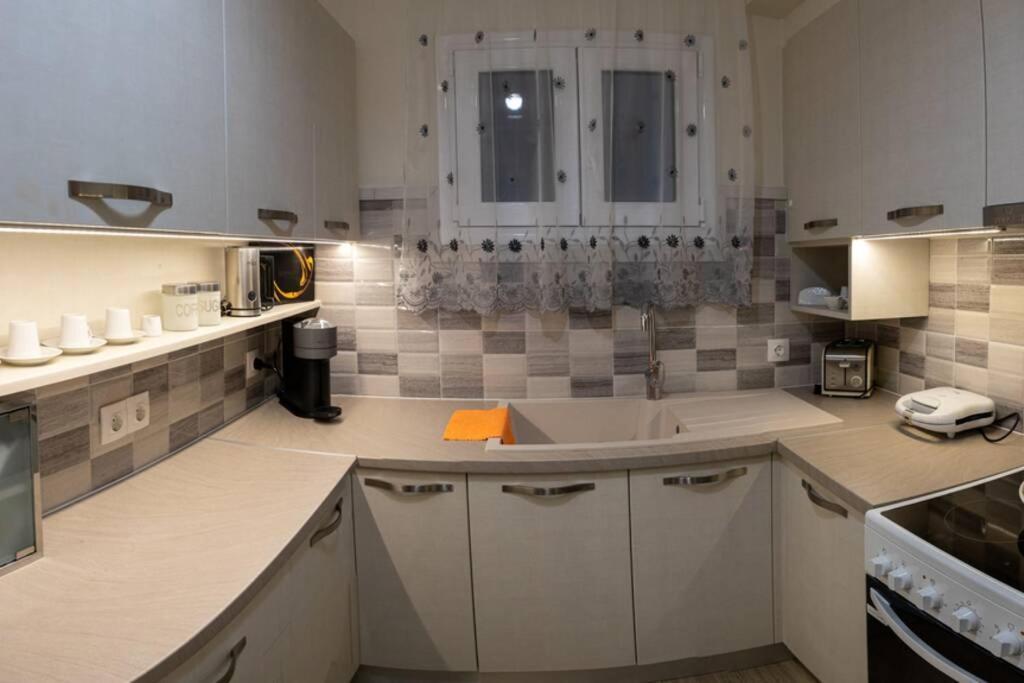 וולוס D3 Central Stylish Apartment מראה חיצוני תמונה