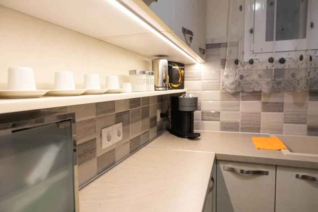 וולוס D3 Central Stylish Apartment מראה חיצוני תמונה